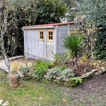 Abri de jardin en béton aspect bois 1 pente